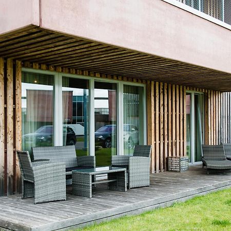 Kuressaare Marina Apartment エクステリア 写真